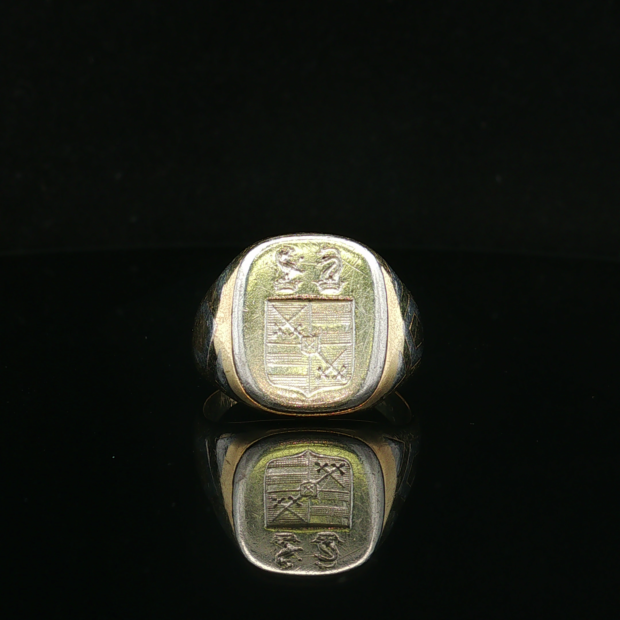 Houston 14K Gold & Platinum Coat of Arms Circa 1925 Ring