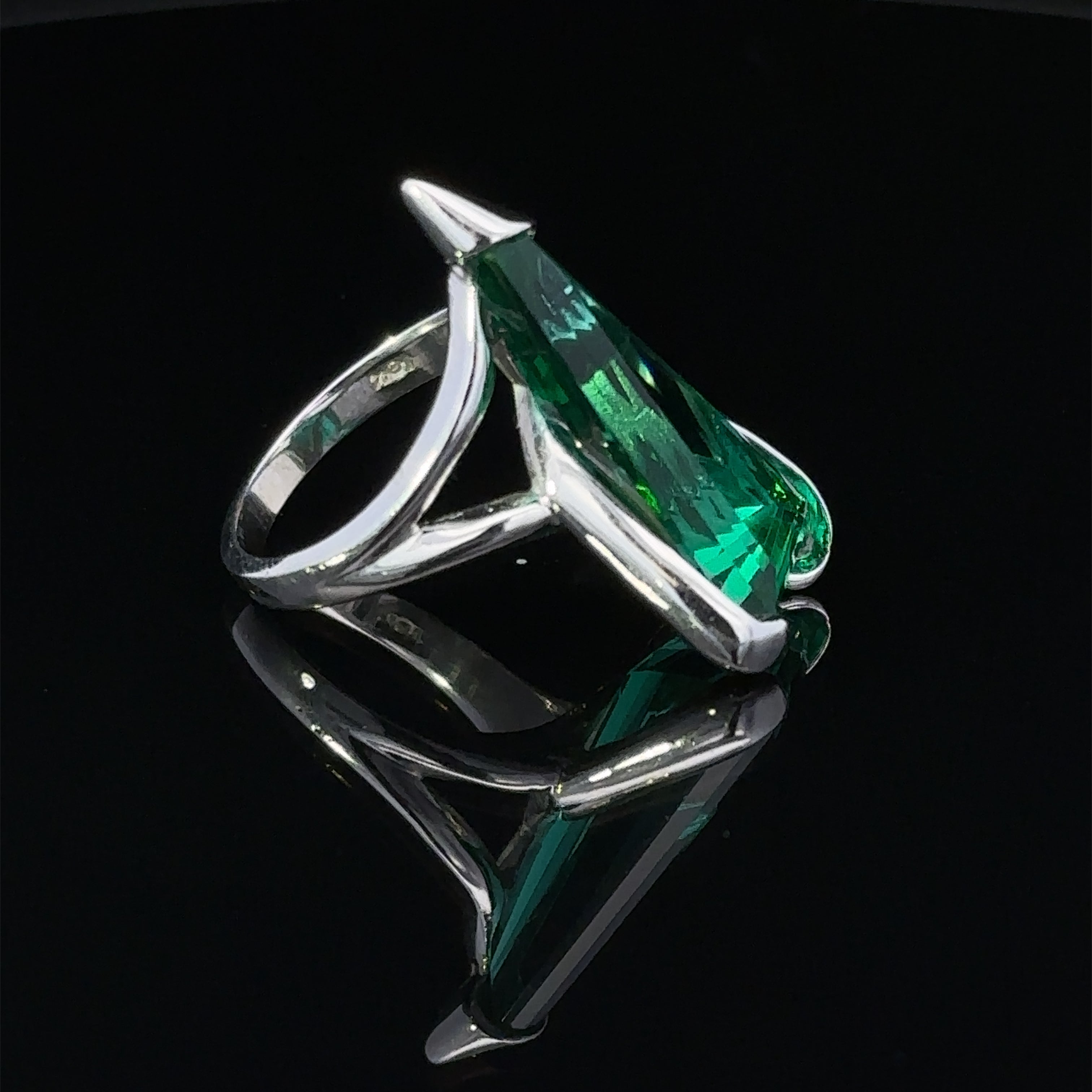 Mabel Green Glass Ring