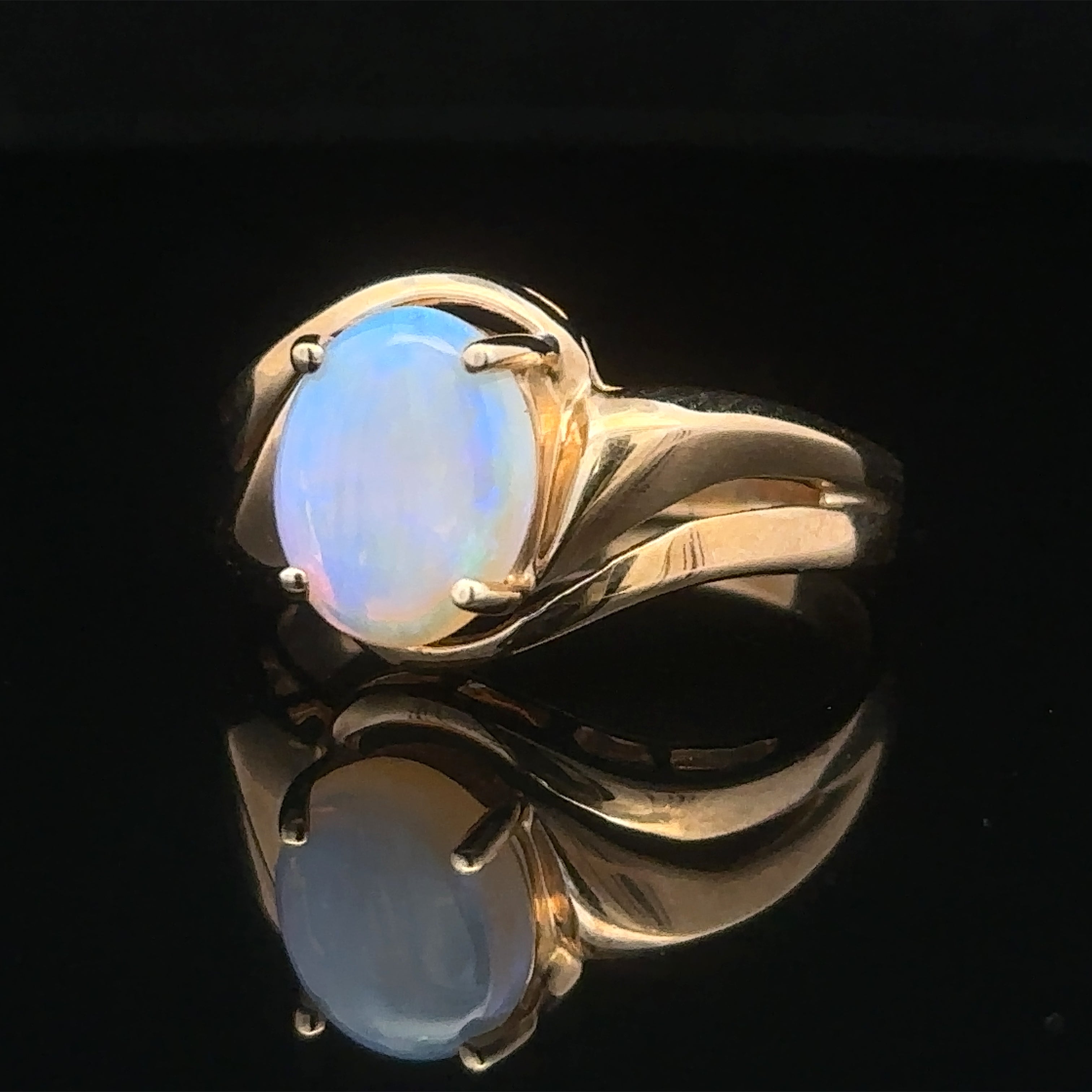 Luella gold artisan ring