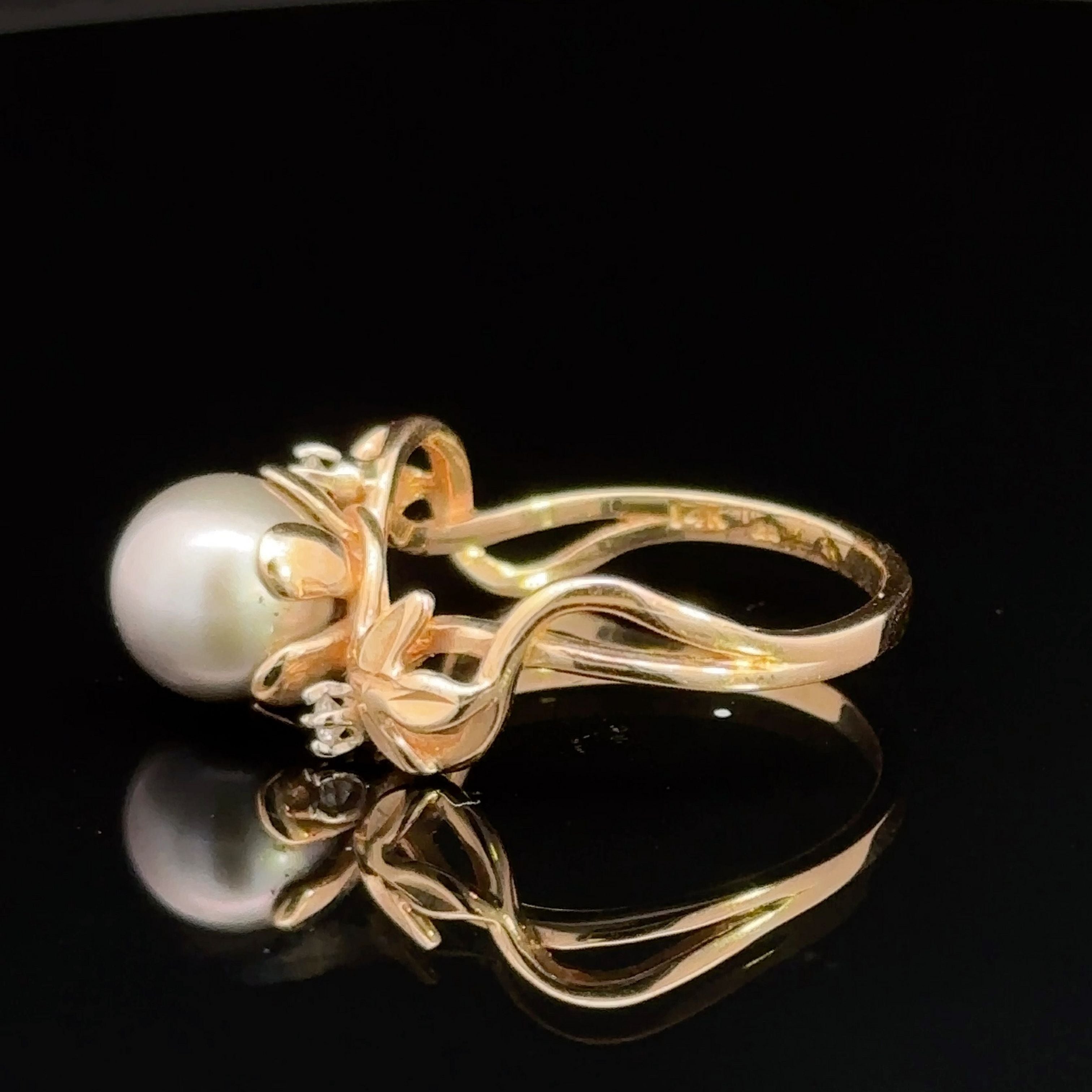 Zuri Pearl Ring