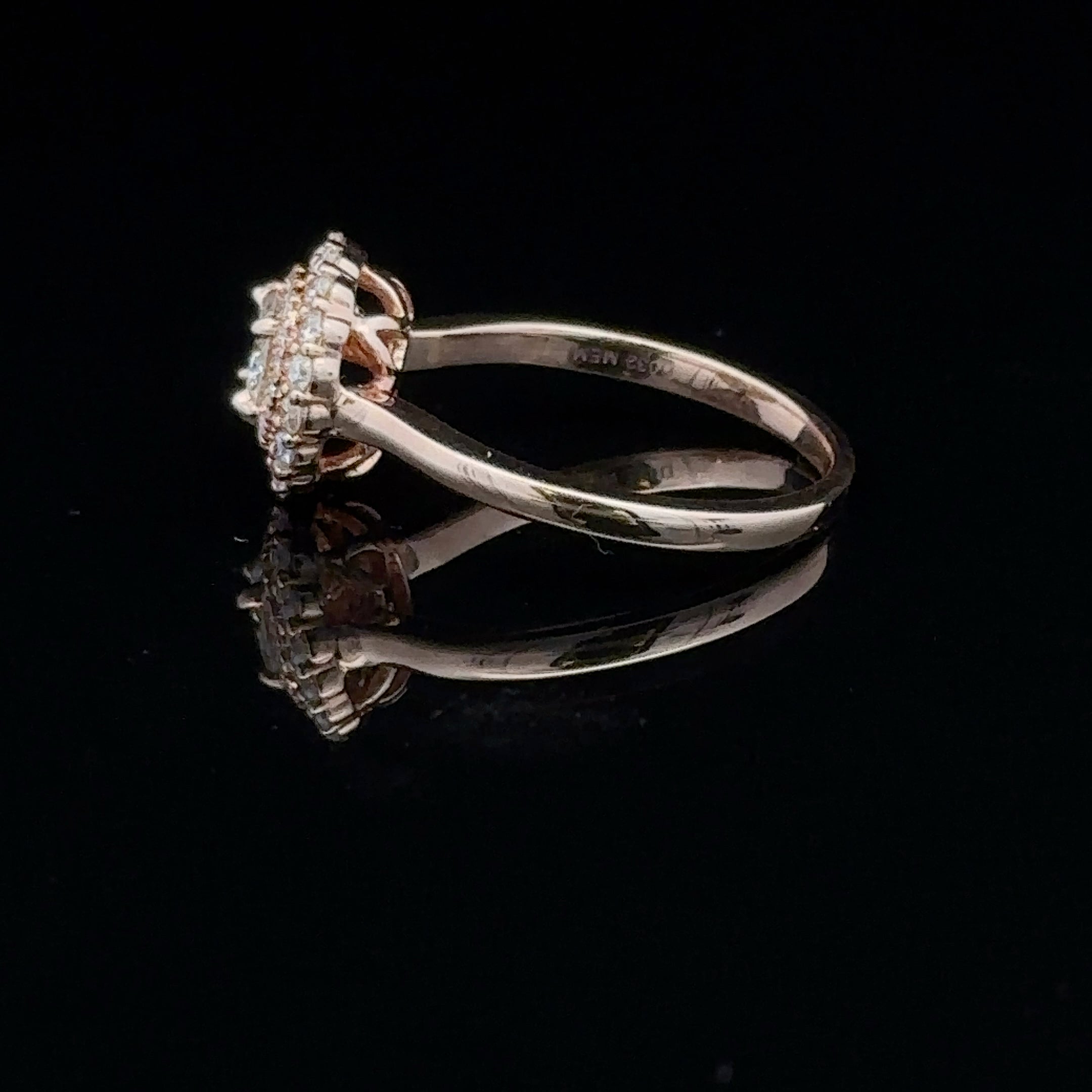 Rosa Diamond Ring