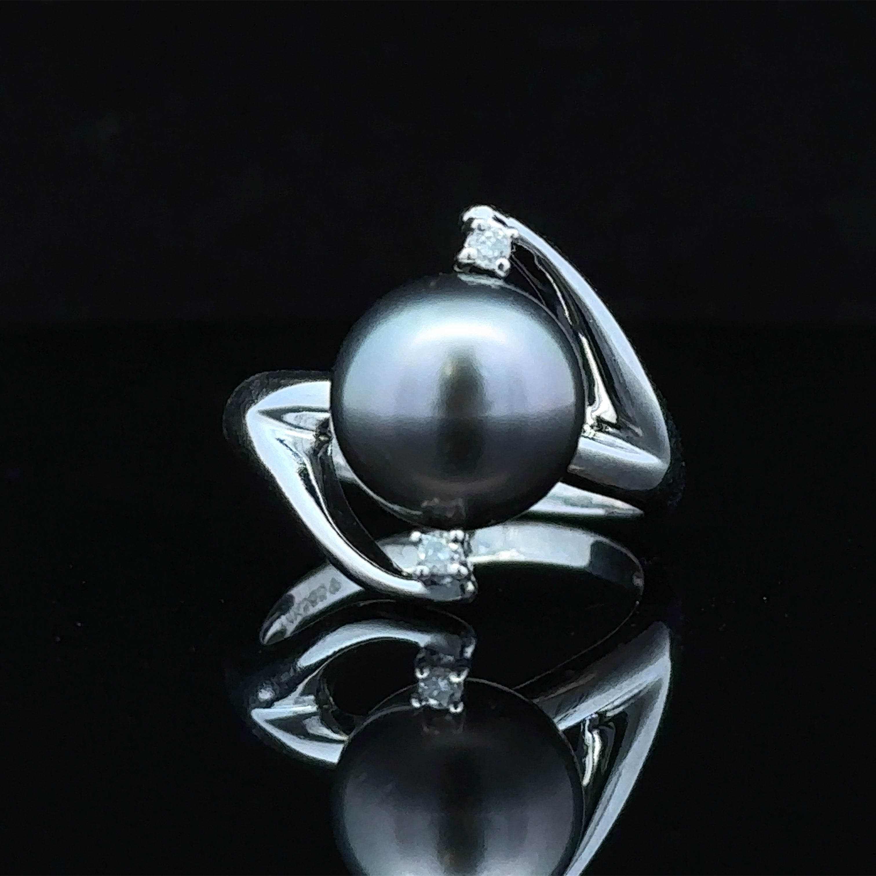 Helen Pearl Ring