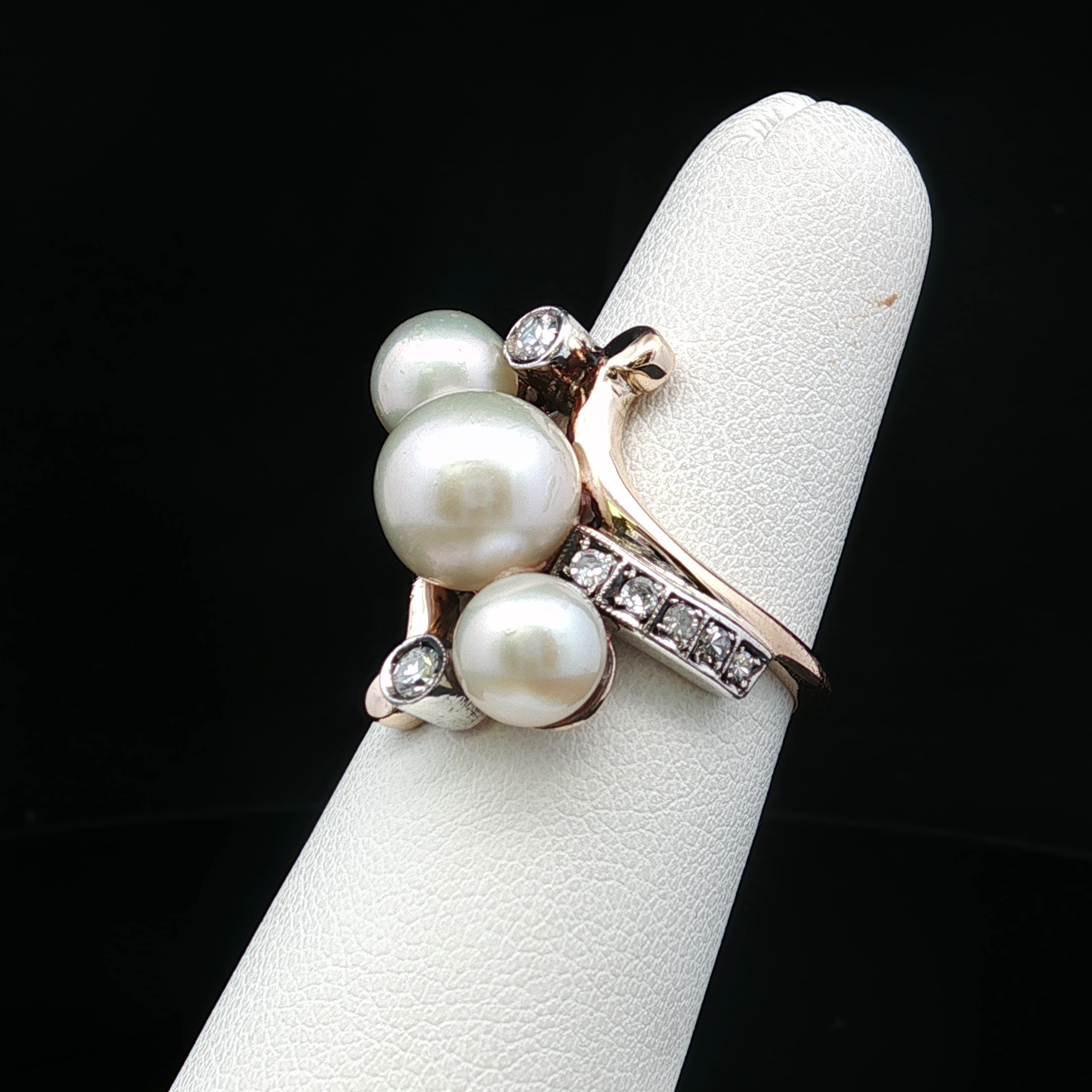 Seraphina Two-Tone Diamond & Pearl Ring