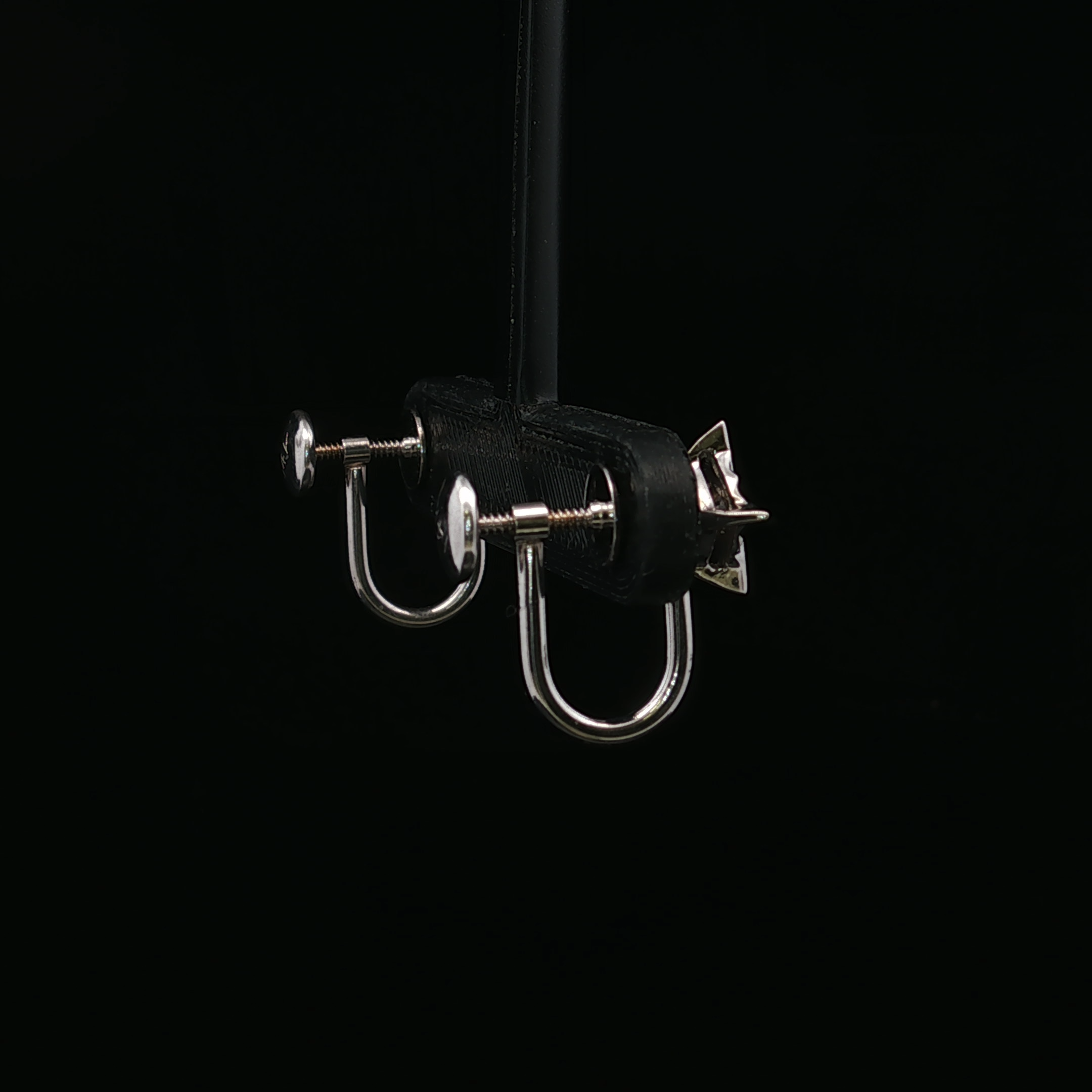 14KW Diamond Star Screw Back Earrings