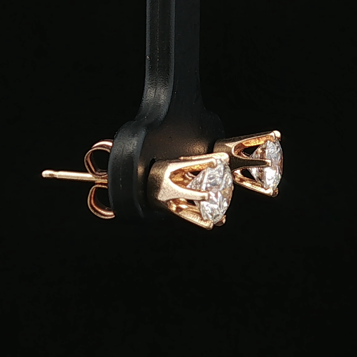 Maudea 14K Yellow Gold Round Diamond Stud Earrings 0.87CTW