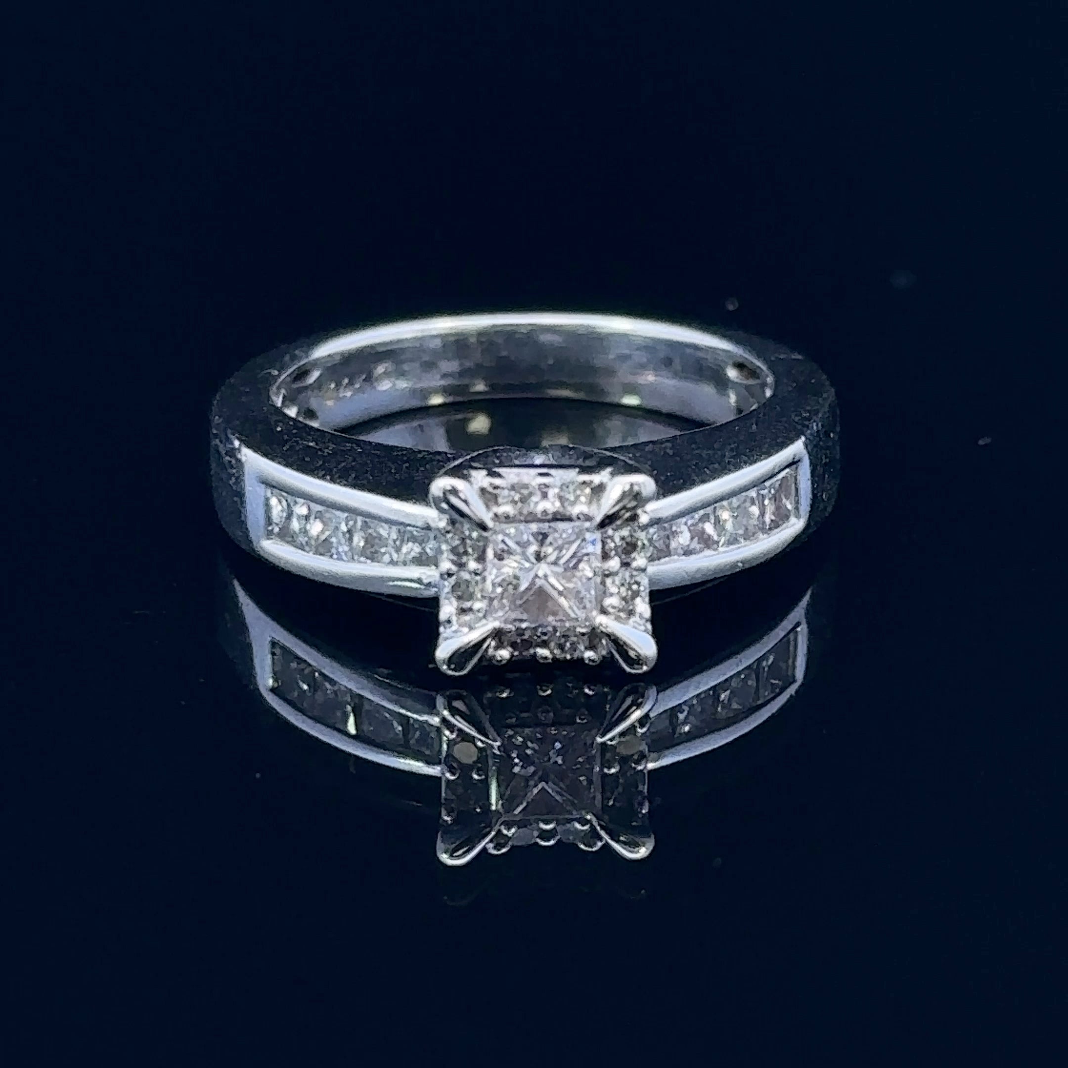 Meghan Diamond Ring