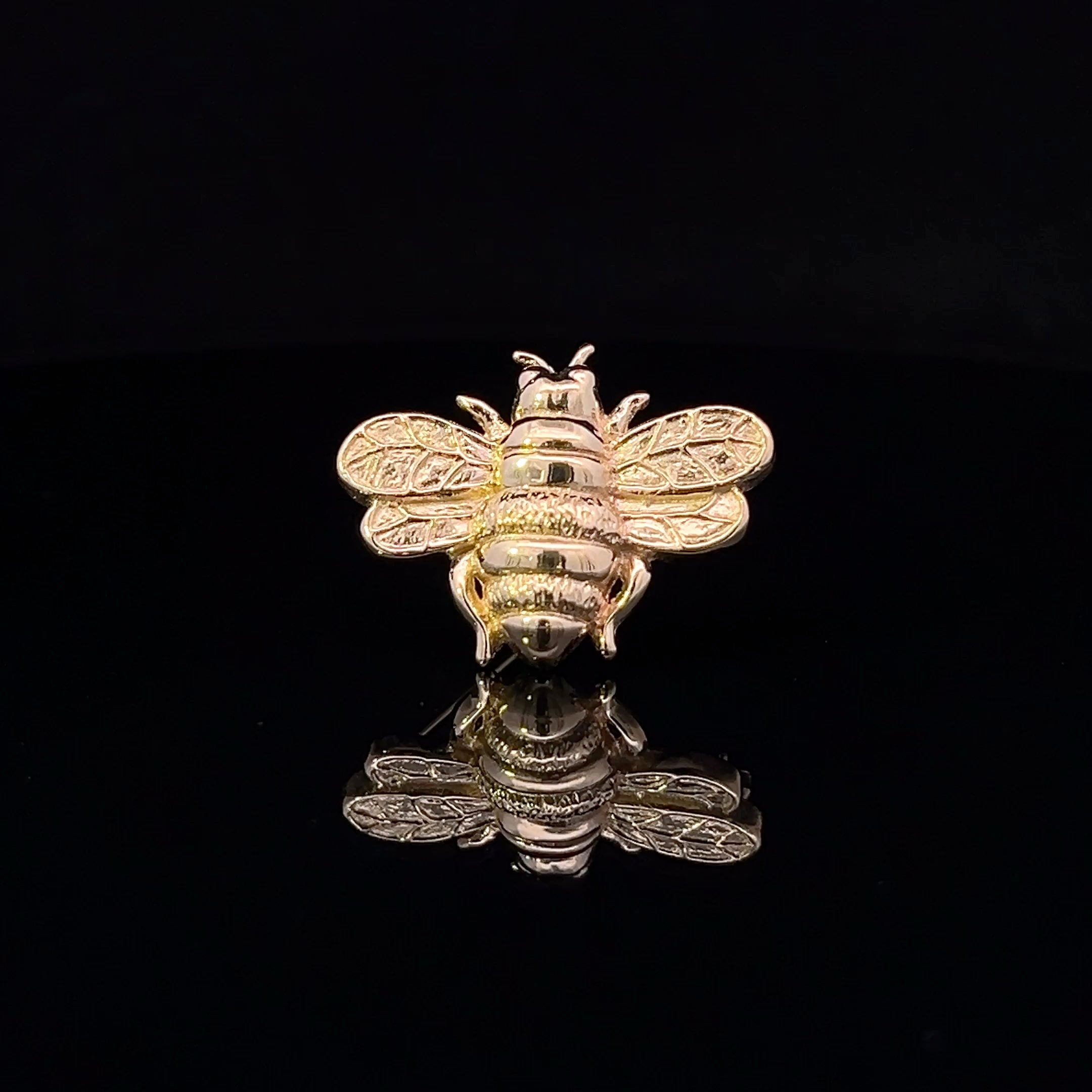 Livia 14K Yellow Gold Bumblebee Pin with Fancy Wings