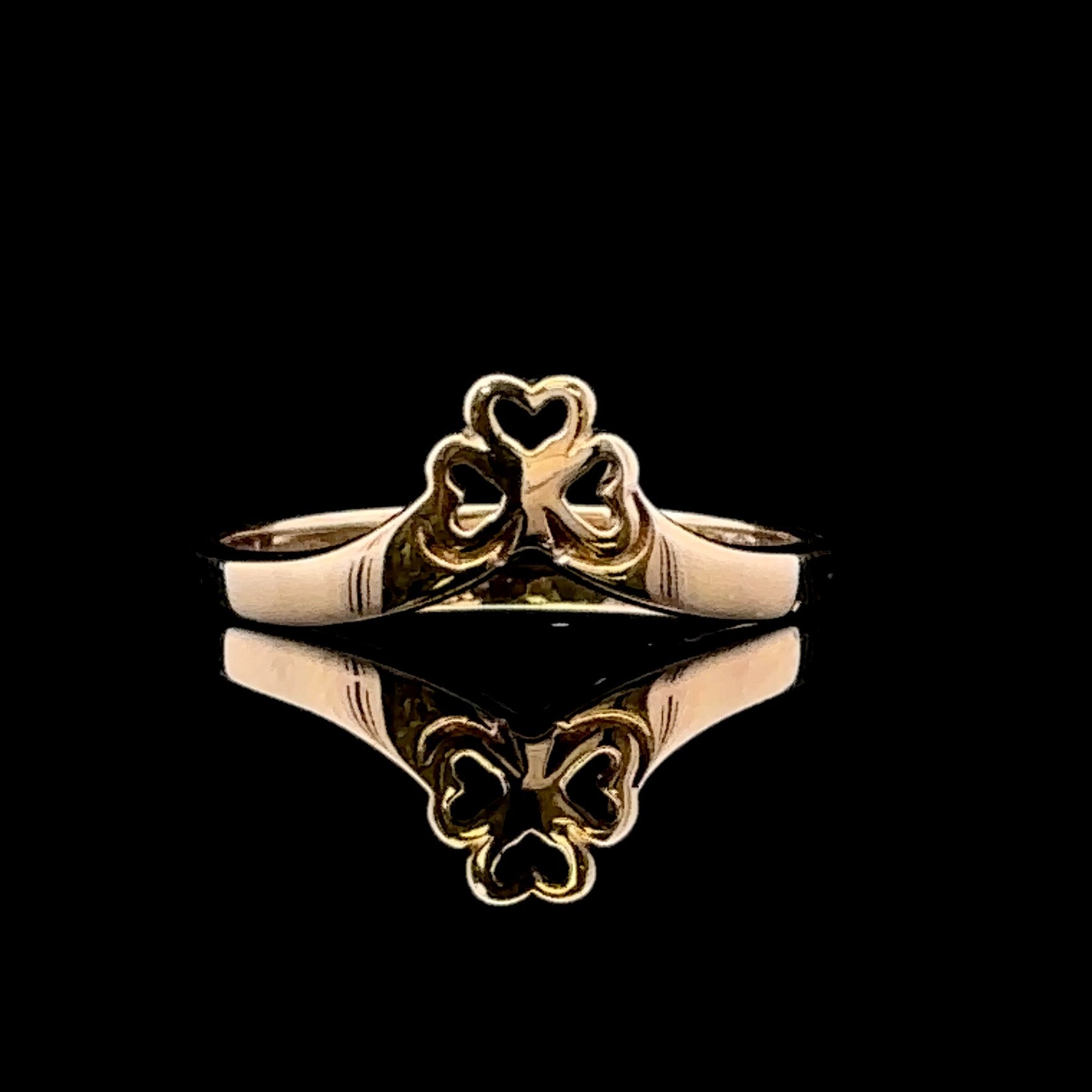 Alanna 14K Yellow Gold Clover Band