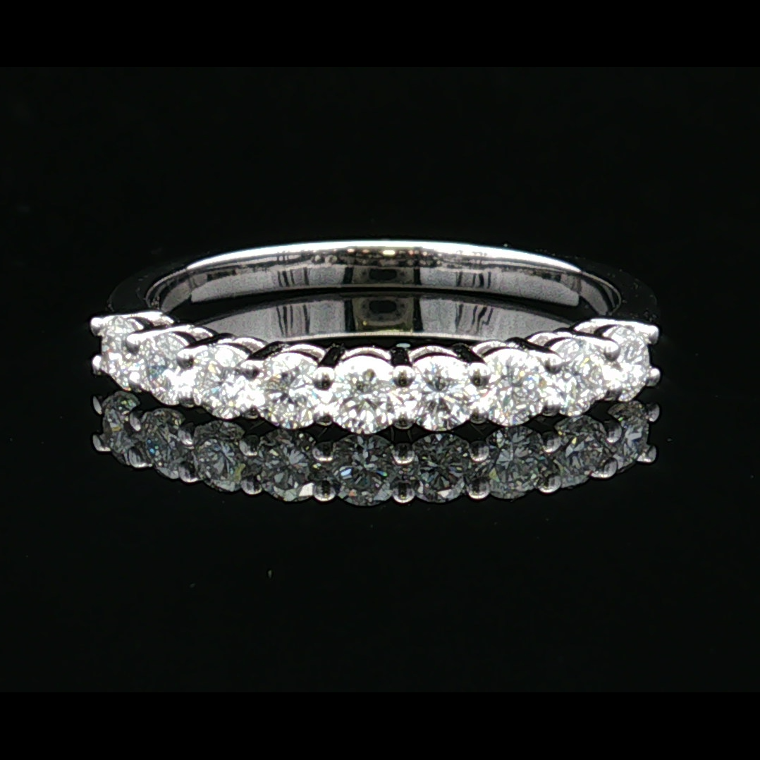 Blythe 14KW Lab Grown Diamond Band