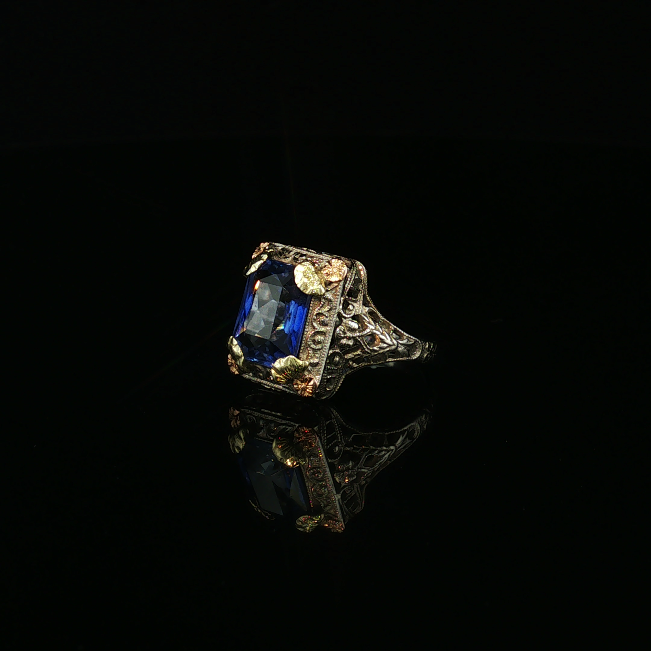 Marisa 10k Tri-Color Gold Glass Sapphire Estate Ring