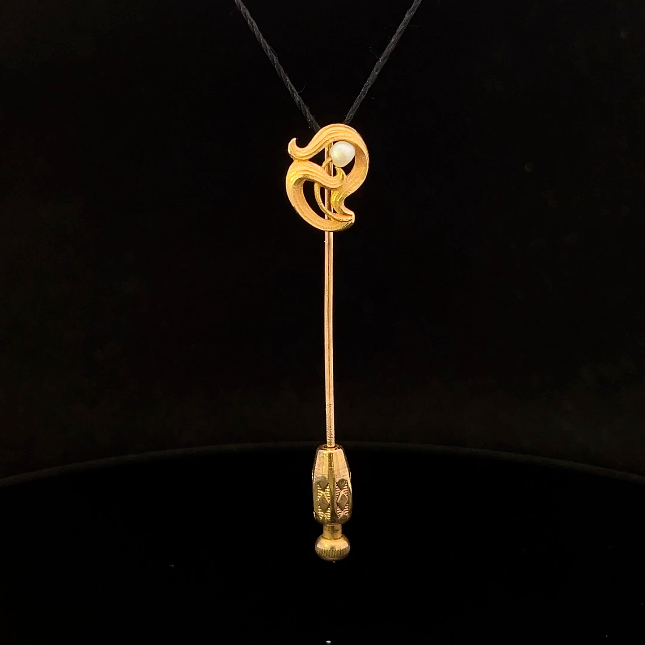 Mariana 18K Yellow Gold Swirl Stick Pin with Pearl