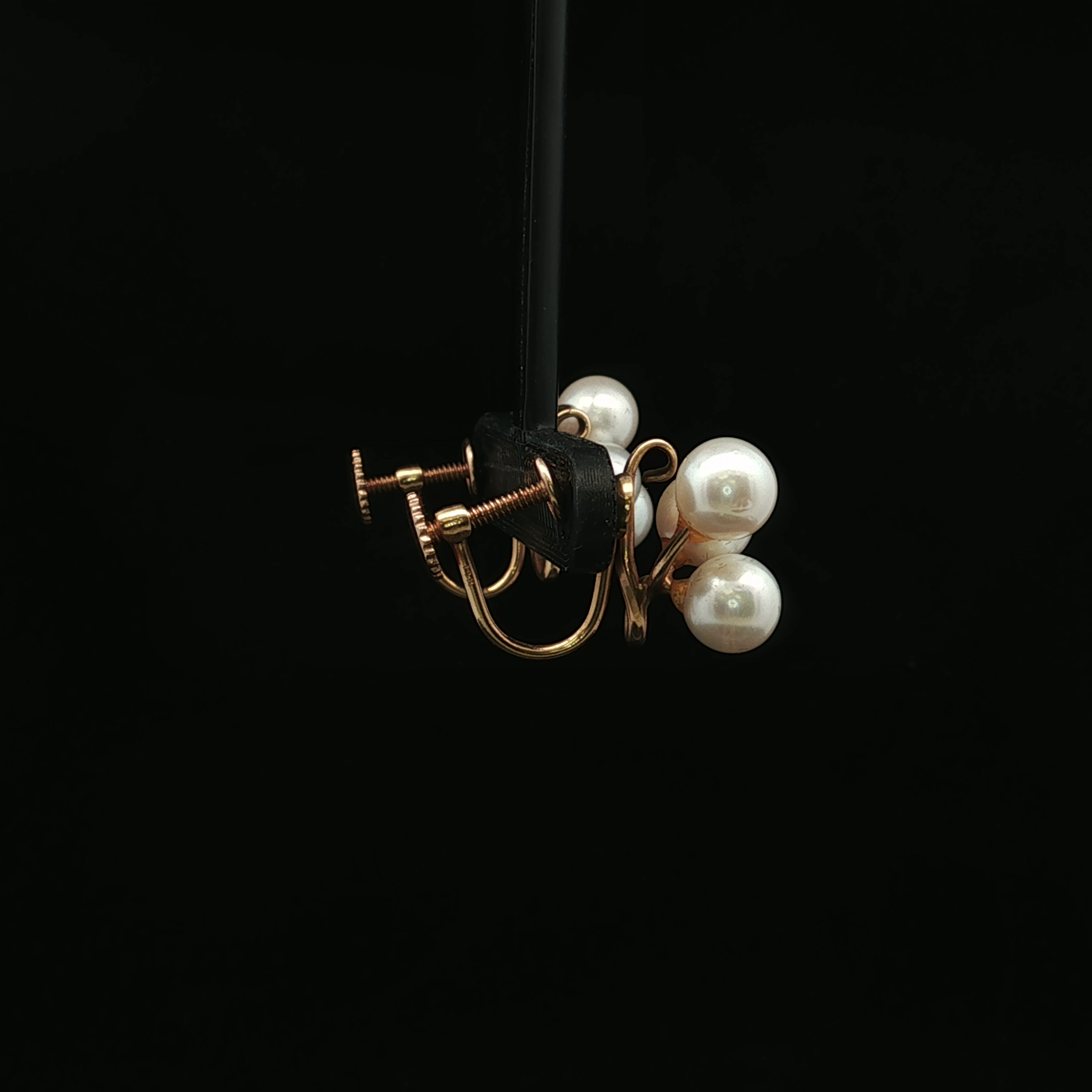10KY 6.3MM Pearl Screw On Earrings