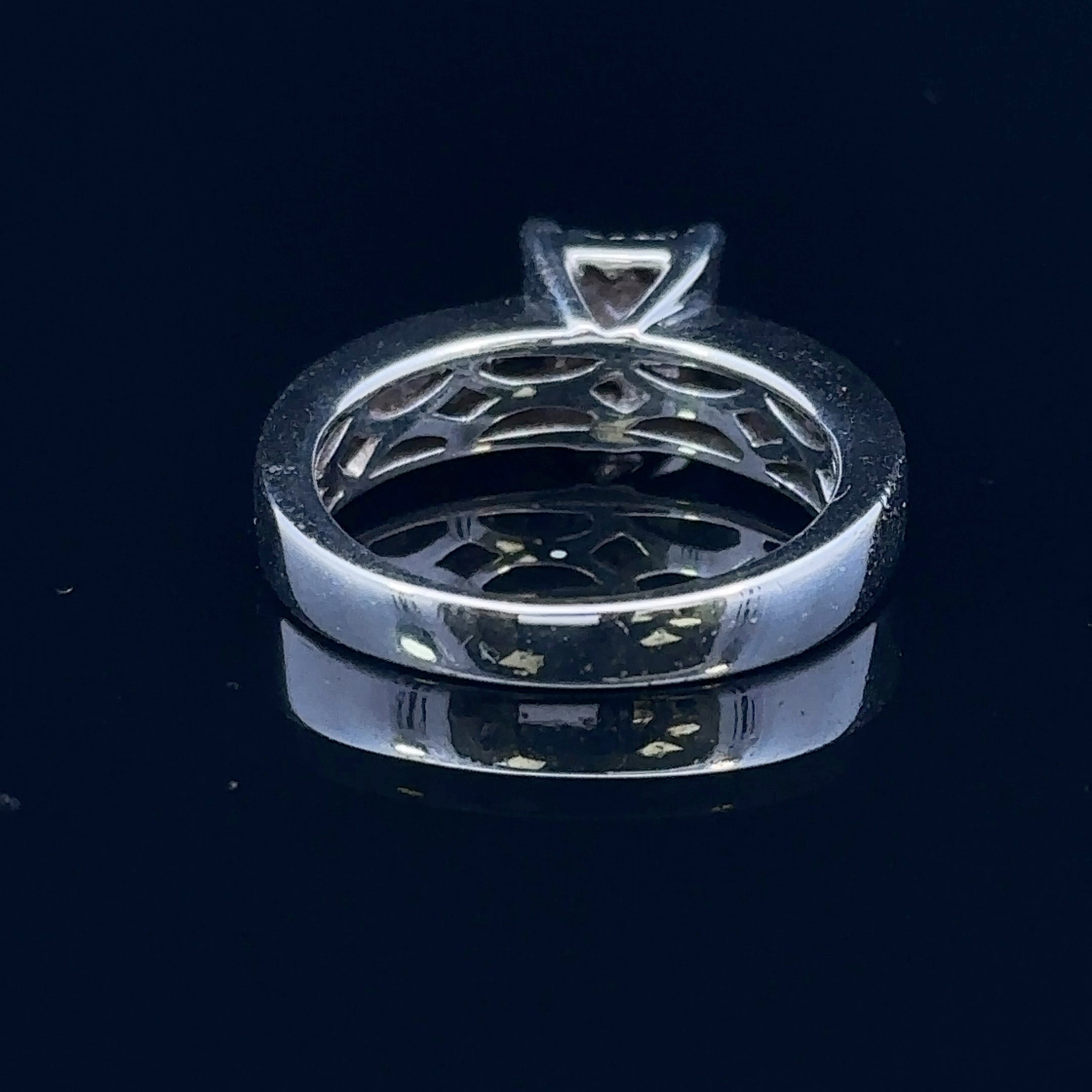 Meghan Diamond Ring