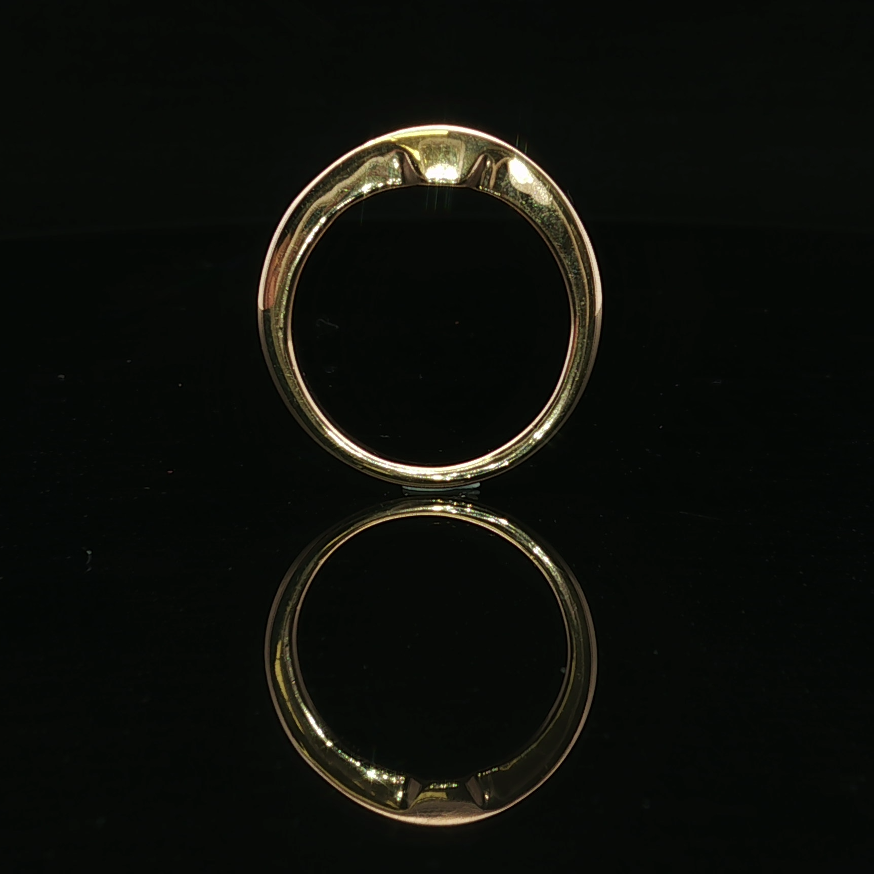 Becky Matching Band in 14K Yellow Gold Shadow Design