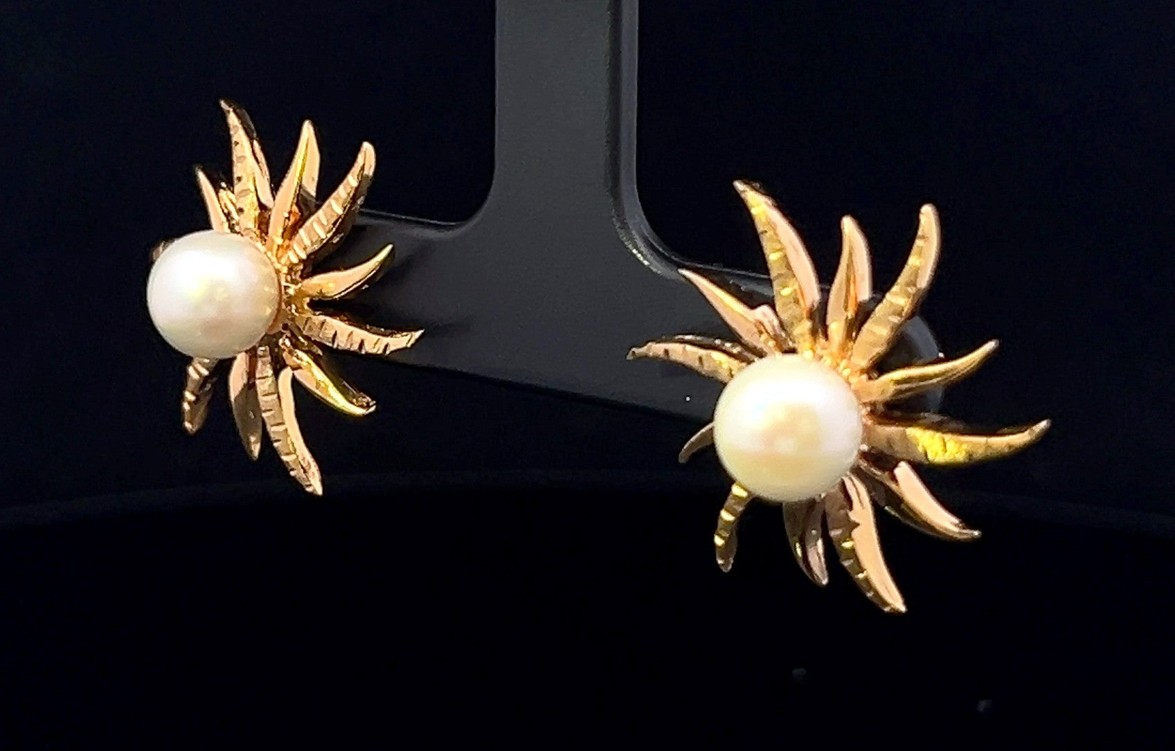 Edith 14K Yellow Gold Sunburst Pearl Earrings