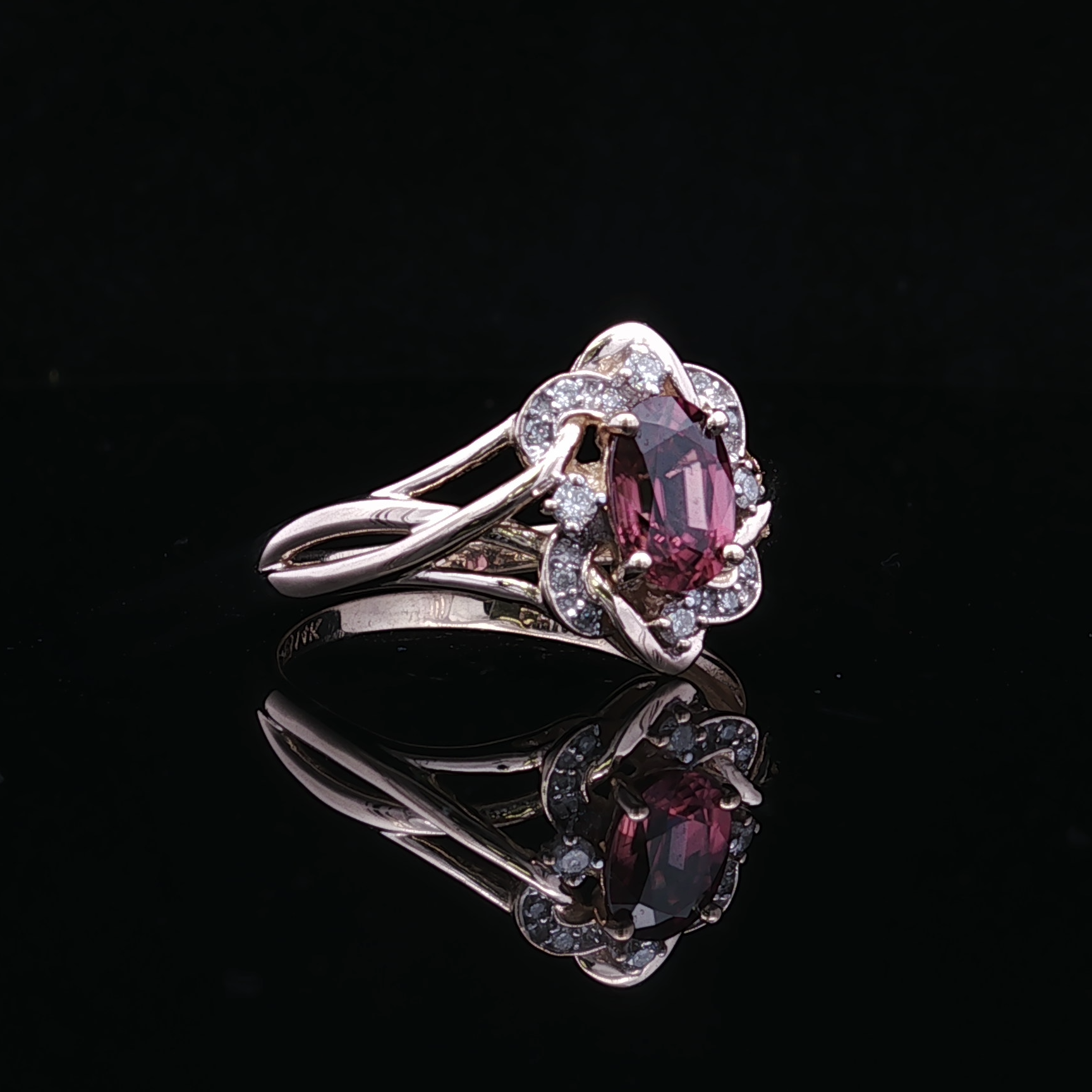 Althea Rhodolite Garnet & Diamond Ring – 14K