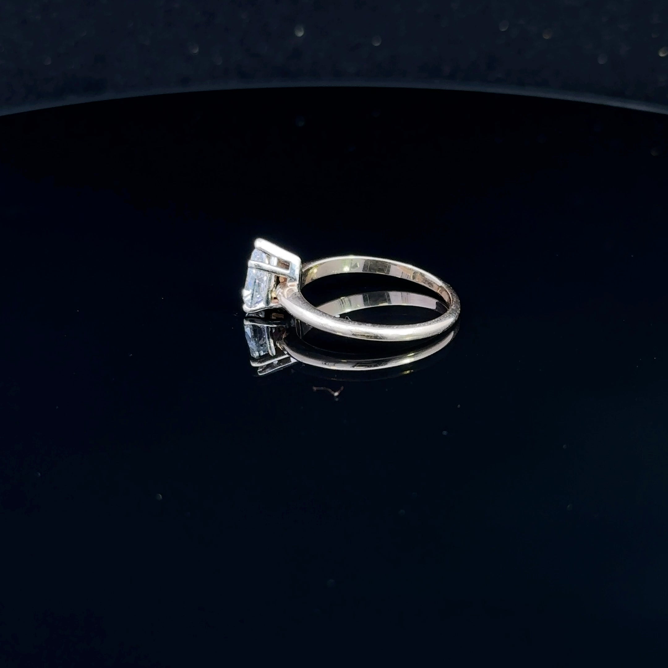 Selene Ring