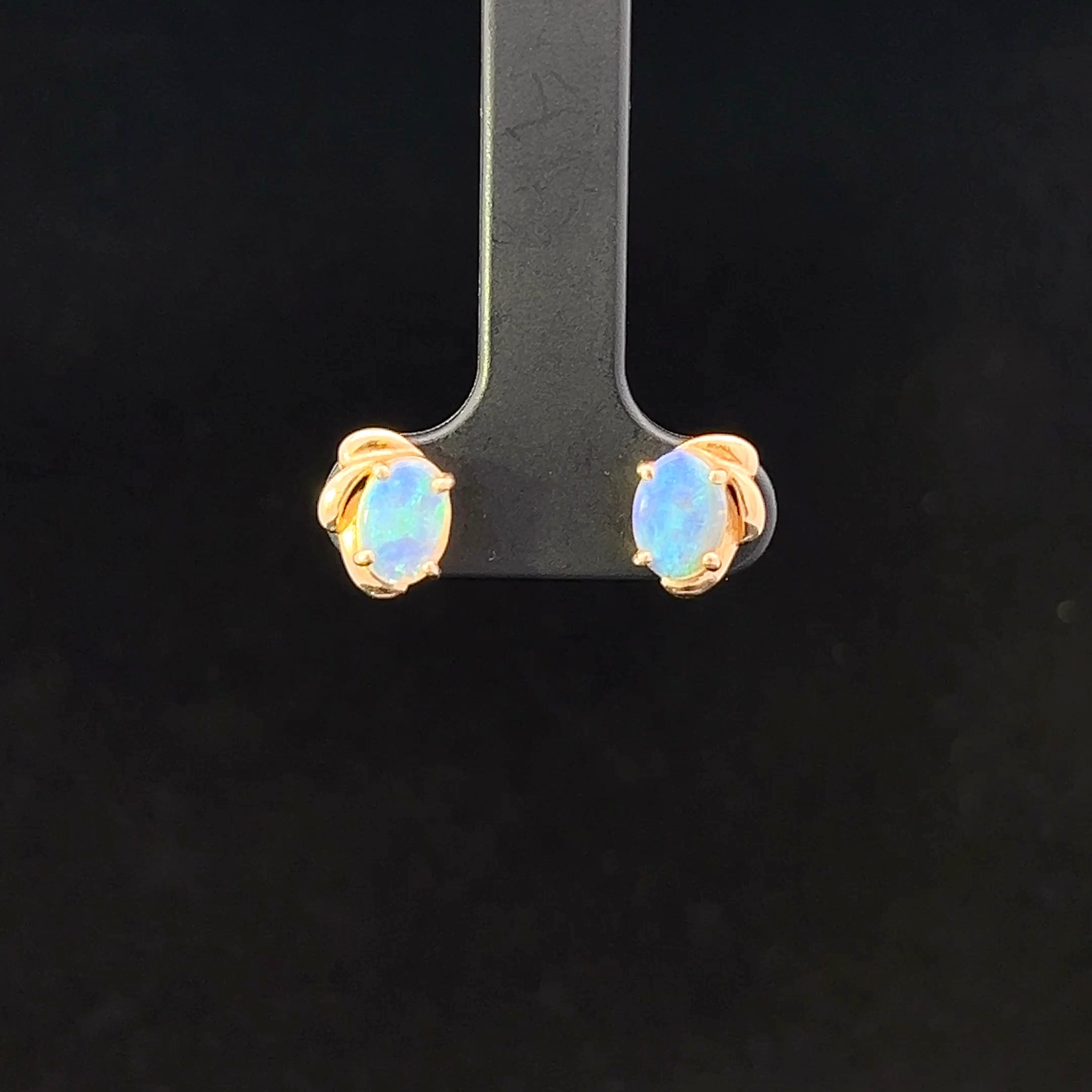 Linda 14KY Oval Opal Ring with Gold Accents