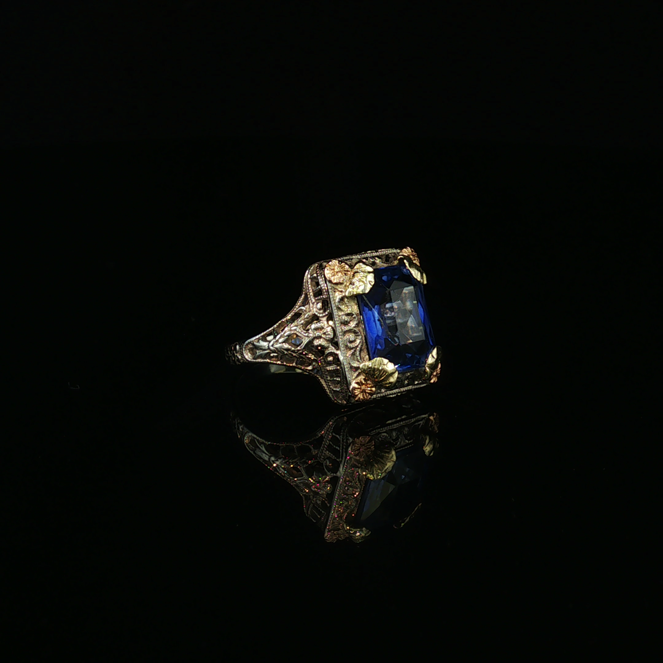 Marisa 10k Tri-Color Gold Glass Sapphire Estate Ring