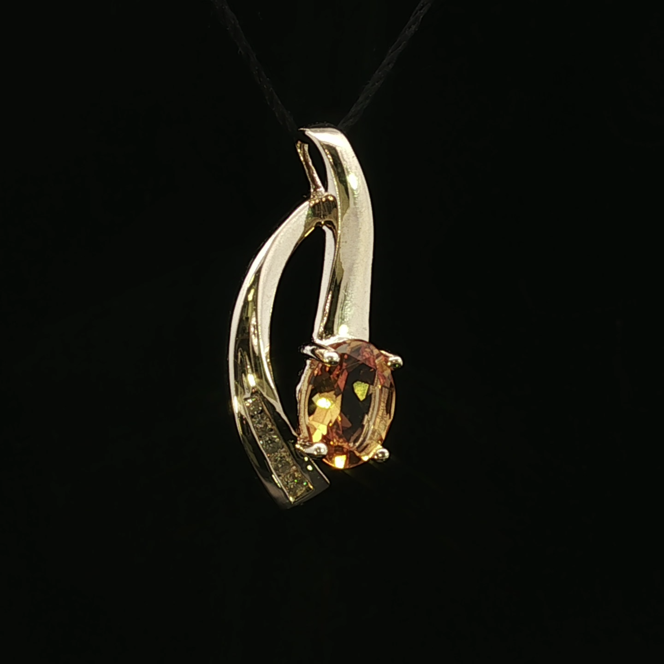 Ari 14K Yellow Gold Oval Citrine & Diamond Pendant